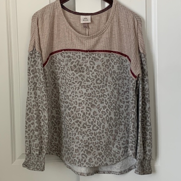 Knox Rose Tops - Knox Rose Multi Media pink Leopard Print XL long sleeve shirt soft lightweight